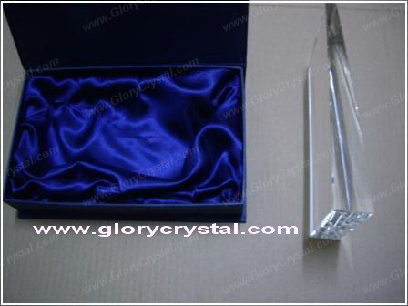 crystal packing