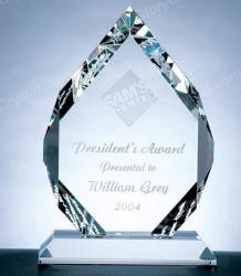 Cúpula cristal prêmio troféu com logotipo personalizado e slogon gravado no interior, a base pode ser gravado com design personalizado também.