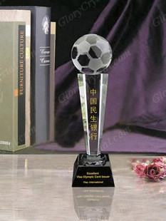Crystal glass soccer trophy award with black glass base, engraved optical glass football trophy, personalized soccer award with engraving both on top and bottom, bespoke football club trophy award, crystal football match trophy award. 
